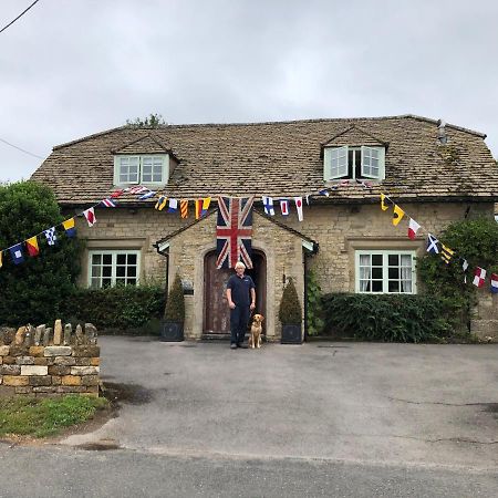 לינה וארוחת בוקר צ'יפינג נורטון The Old School, Idbury, Ox7 6Ru מראה חיצוני תמונה
